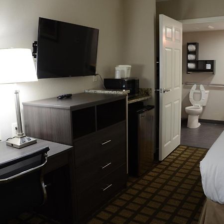 Baymont By Wyndham Clarksville Exterior foto