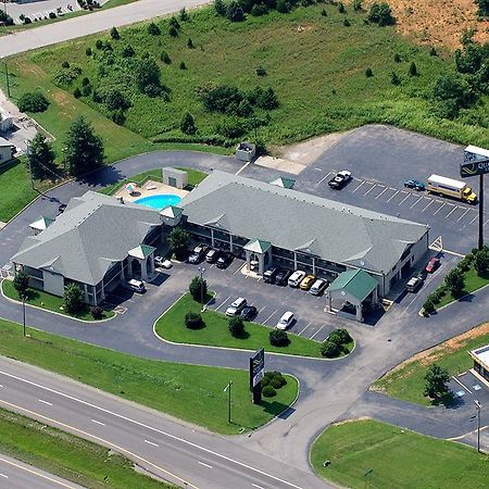 Baymont By Wyndham Clarksville Exterior foto